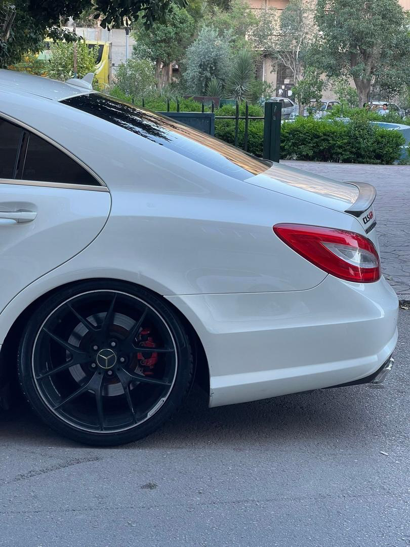 574ee428-ae8d-47a2-9747-6459161f5fee