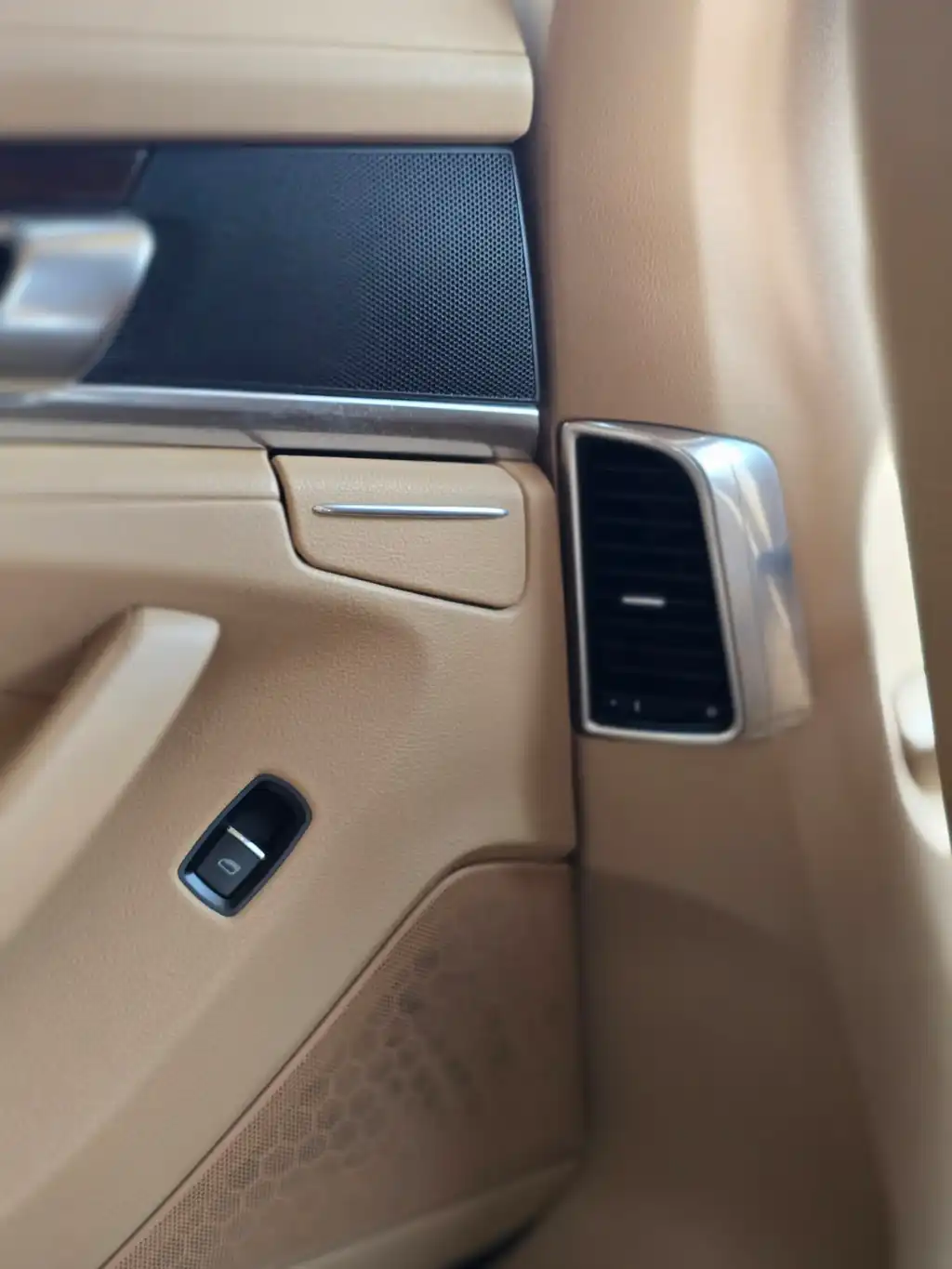 inbound3370894631900273543