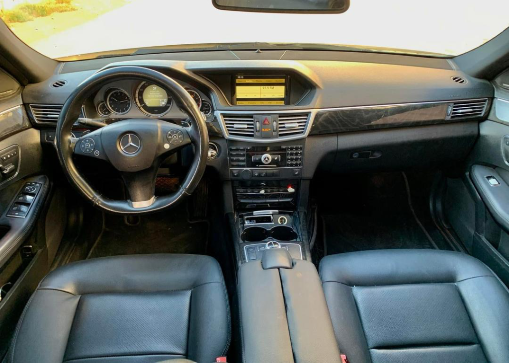 2f339cc3-0846-4c25-8a01-81a61288841f