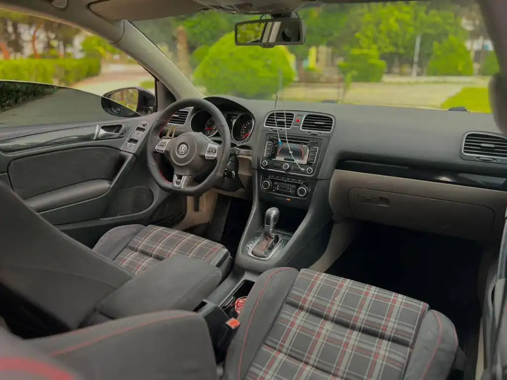 Messenger_creation_CAF4EE90-A703-4BBC-829C-8A8FA4229429